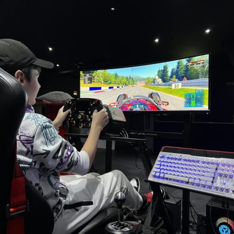 F1-kokpit-1-1